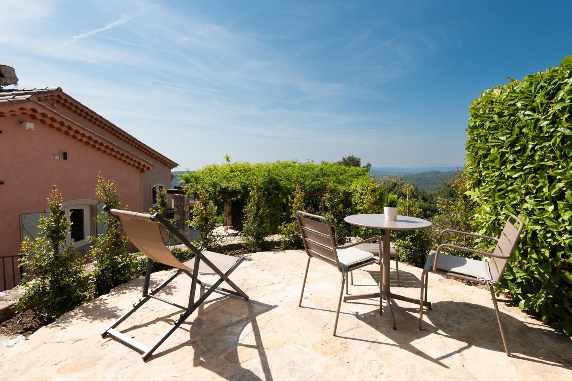 Apartamento Terre D'Orizon Tourrettes-sur-Loup Habitación foto