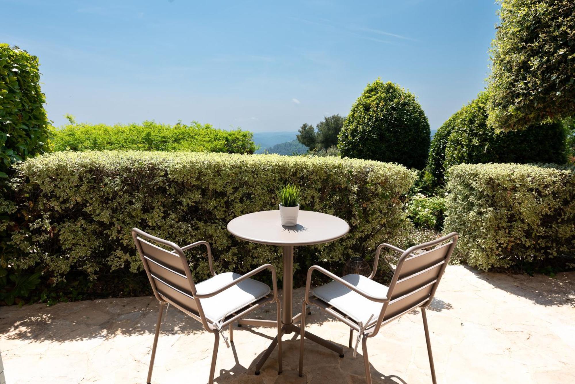 Apartamento Terre D'Orizon Tourrettes-sur-Loup Habitación foto